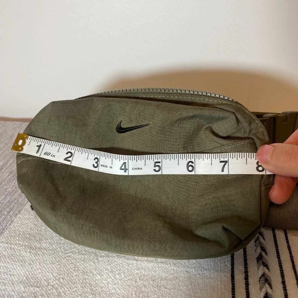 Nike Aura Crossbody Bag - Olive - Picture 3 of 3